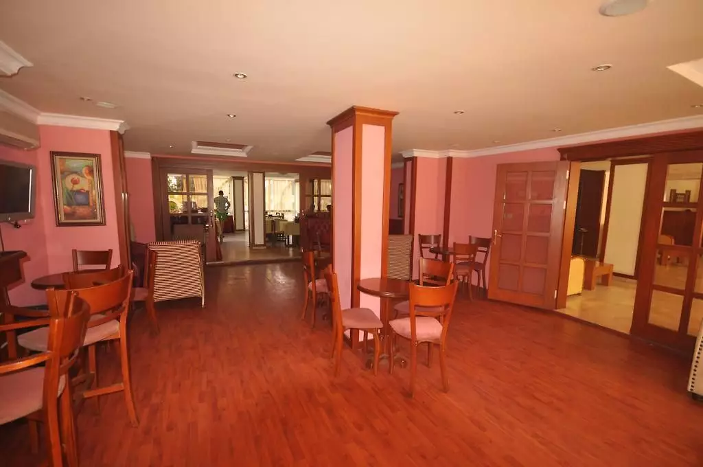 هتل سان ماریس بیچ مارماریس